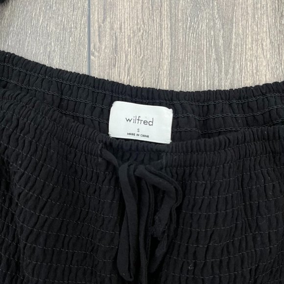 Aritzia Black Puff Sleeve Blouse - Picture 5 of 8